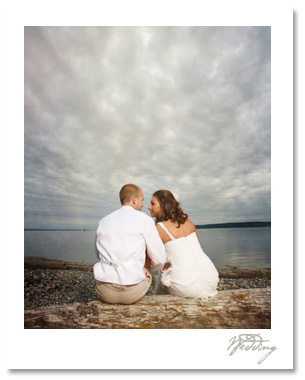 Alyssa and Cameron had a gorgeous ceremony and reception at the scenic Semiahmoo Resort near Blaine, WA.