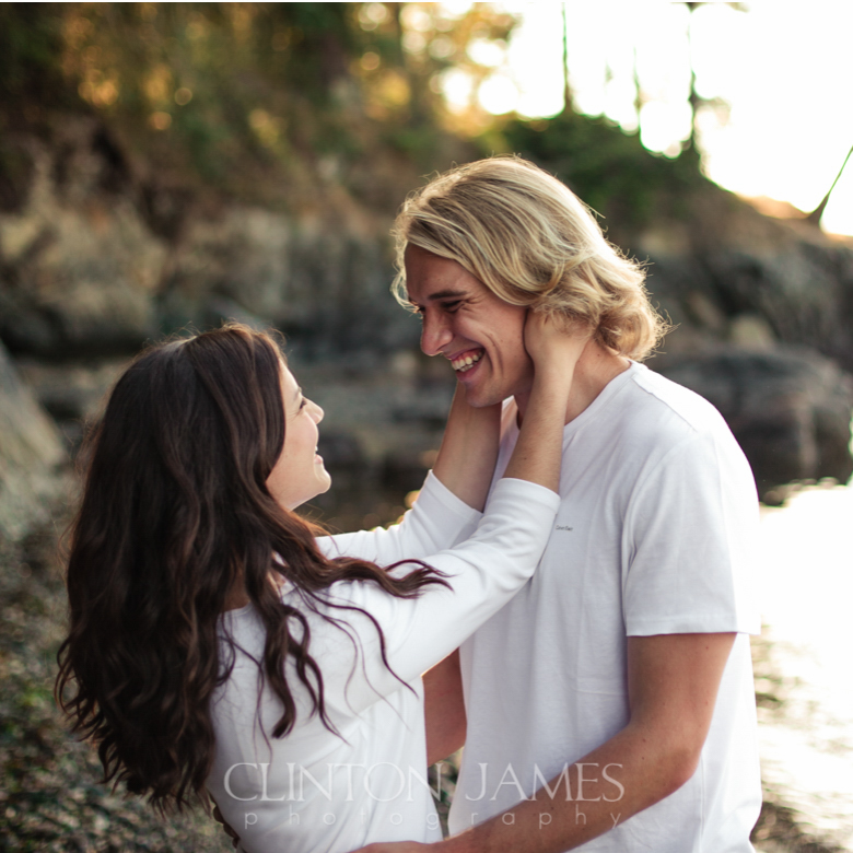 pnw-woods-beach-color-run-engagement-session_004